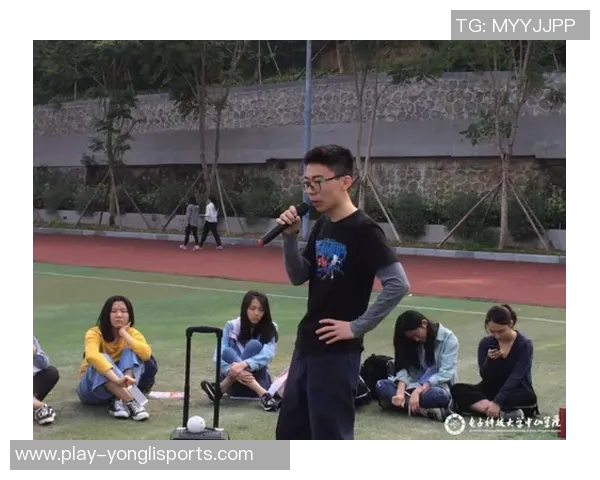 足球场翻译的多样性与文化背景探讨